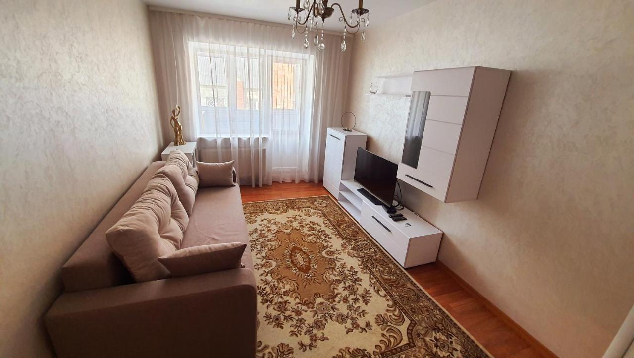 Apartmán Center Luck Exteriér fotografie